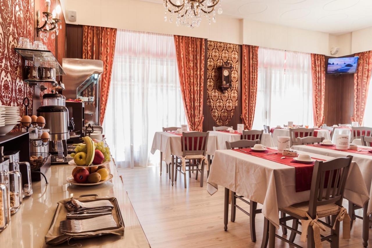 Hotel Marisa Albenga Exteriér fotografie