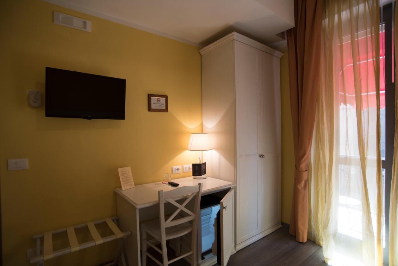 Hotel Marisa Albenga Exteriér fotografie