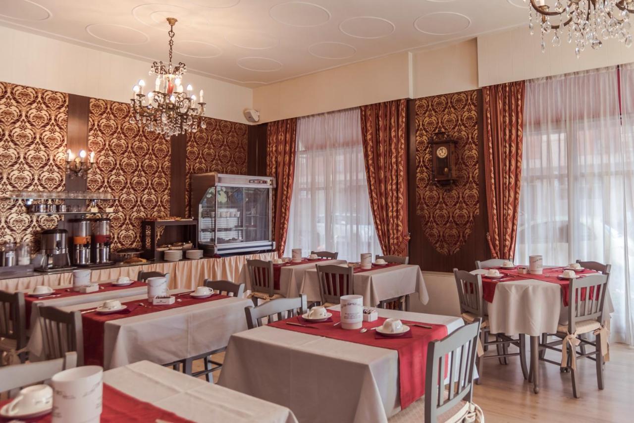 Hotel Marisa Albenga Exteriér fotografie