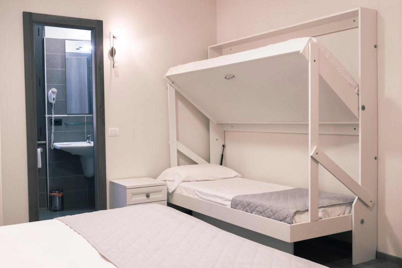 Hotel Marisa Albenga Exteriér fotografie