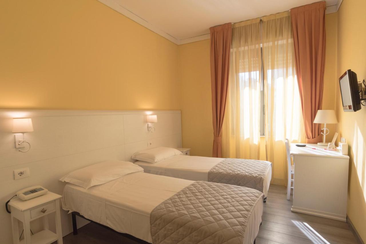 Hotel Marisa Albenga Exteriér fotografie