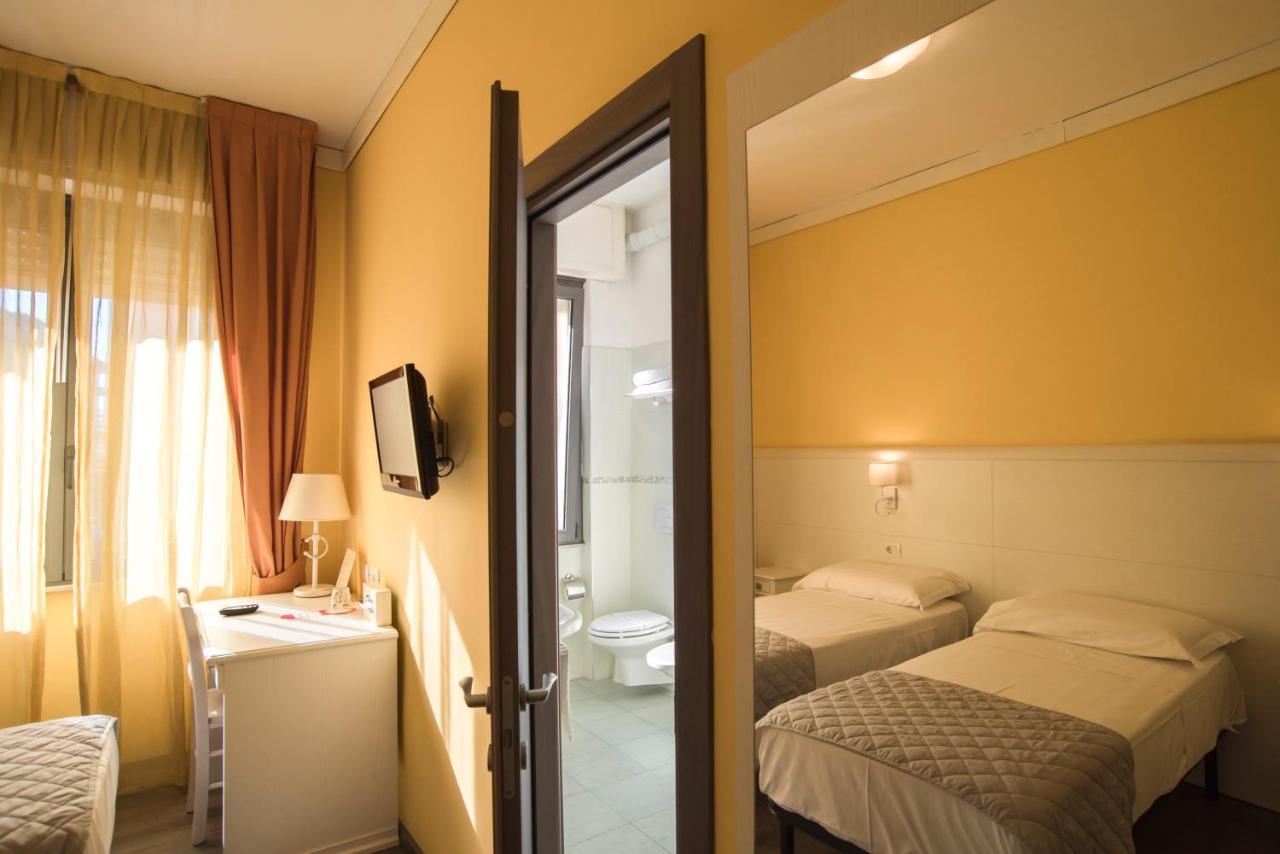 Hotel Marisa Albenga Exteriér fotografie